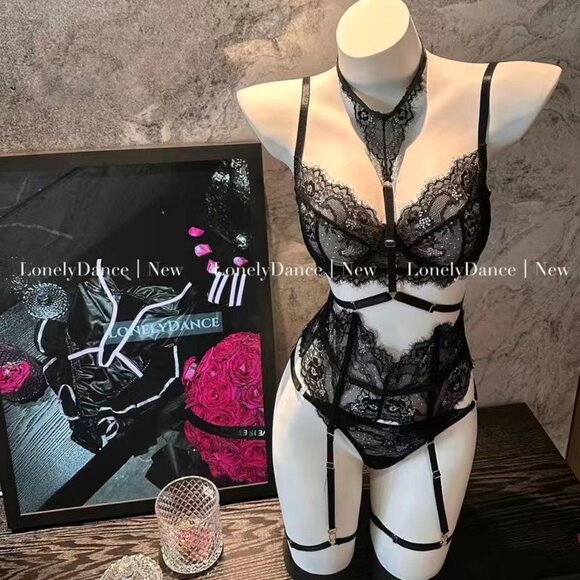 [MOONBLUSH] Midnight Rose - Picture 2 of 5